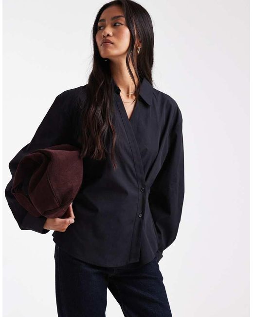 Camisa Negra Cruzada Con Mangas Cocoon De ASOS de color Blue