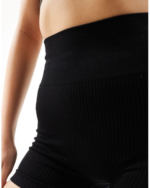 Icon - pantaloncini da 8 cm neri a coste senza cuciture a vita alta di ASOS 4505 in Black