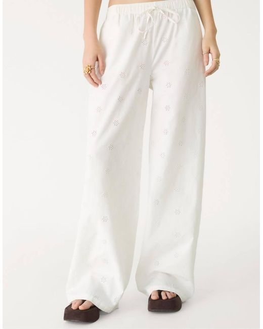 Stradivarius White Flowing Trousers With Embroidery