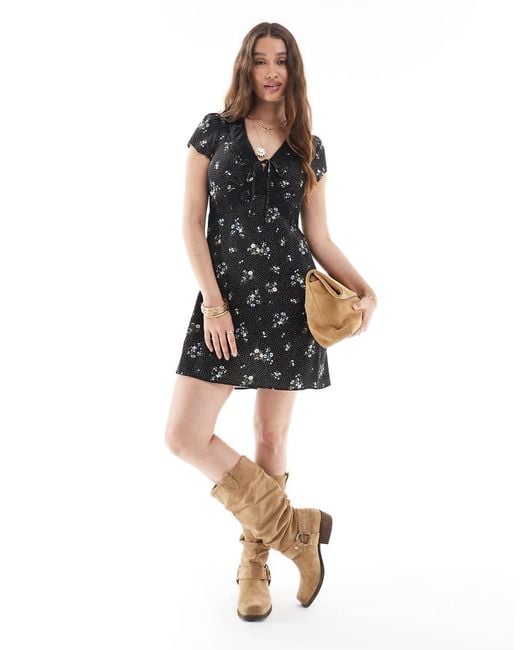 New Look Black Lace Trim Floral Mini Tea Dress