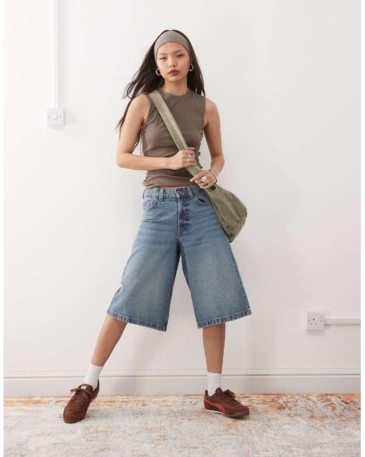 Top Senza Maniche Color Talpa Scuro A Coste di Weekday in Blue
