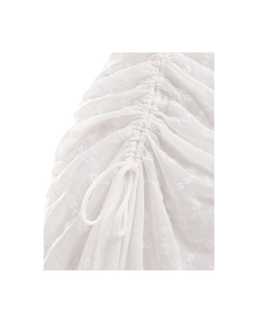 Robe longue brodée et froncée - blanc Reclaimed (vintage) en coloris White