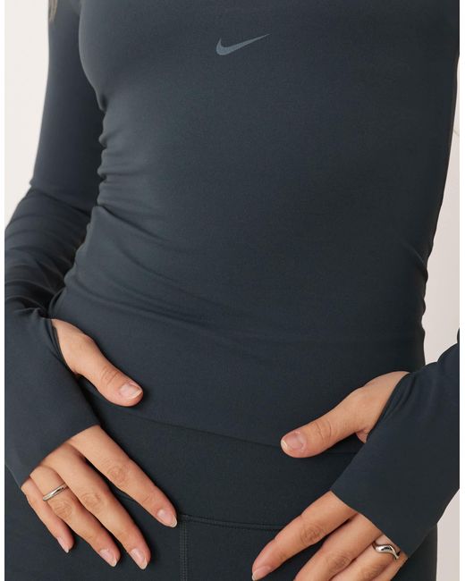 Nike - zenvy - t-shirt Nike en coloris Blue