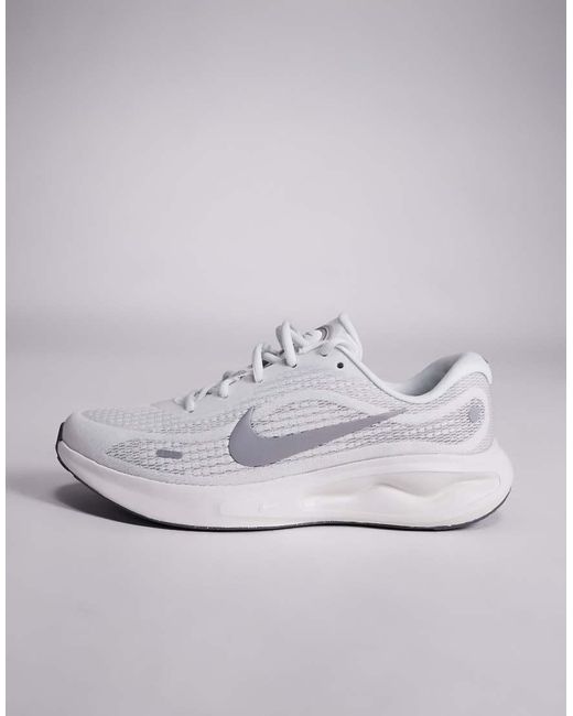 Nike White Journey Run Trainers for men