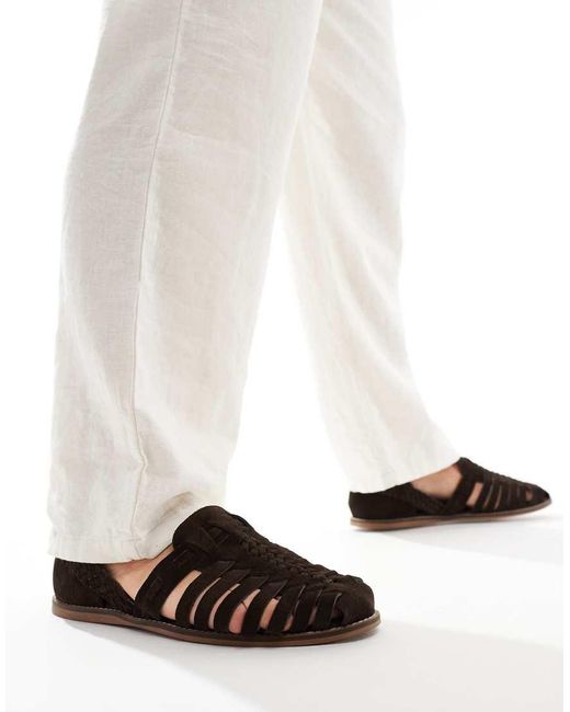Sandalias Marrones Estilo Cangrejeras De Ante De ASOS de hombre de color White