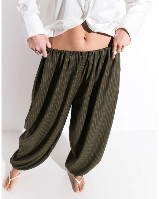 Muse Assembly White Balloon Eva Pants