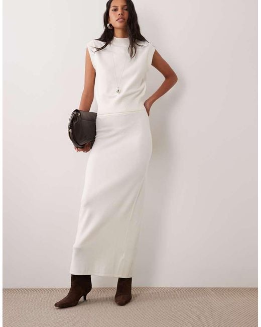 4th & Reckless Natural Knitted Ribbed Detail Maxi Skirt Co-Ord