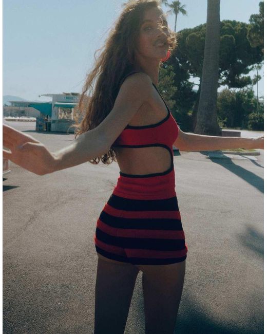 Pull&Bear Gestreepte Gebreide Mini Short in het Blue