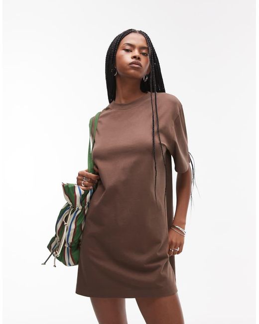 Vestito T-Shirt A Maniche Corte Premium Oversize Cioccolato di TOPSHOP in Brown