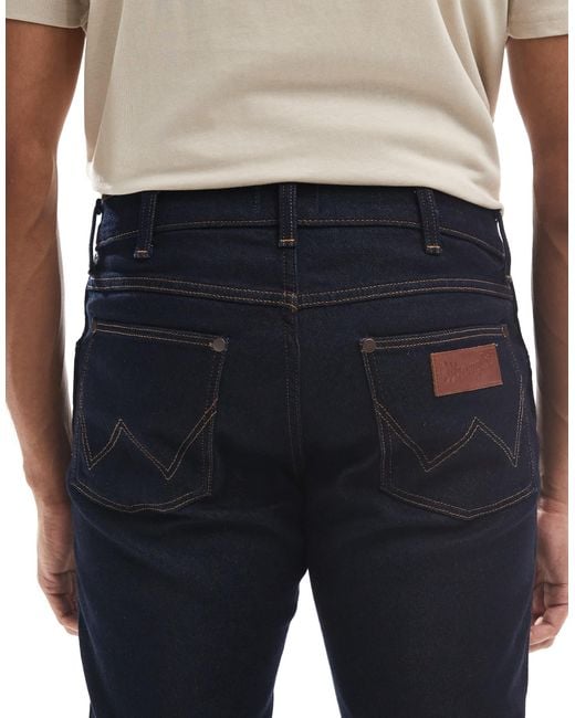Wrangler – larston – schmale karottenjeans in White für Herren