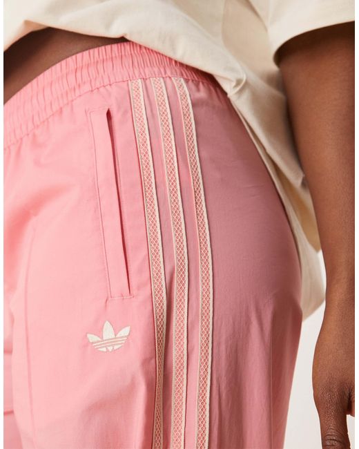 Pantalon Adidas Originals en coloris Pink