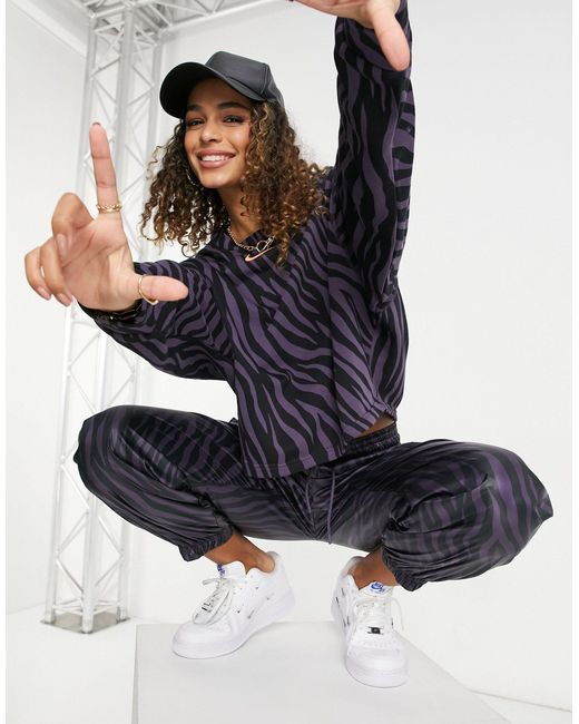 Nike Black Icon Clash Purple Zebra Print Sweatshirt