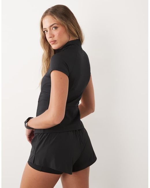 4505 Black Active Zip Up Short Sleeve Running Jacket With Zip Pockets