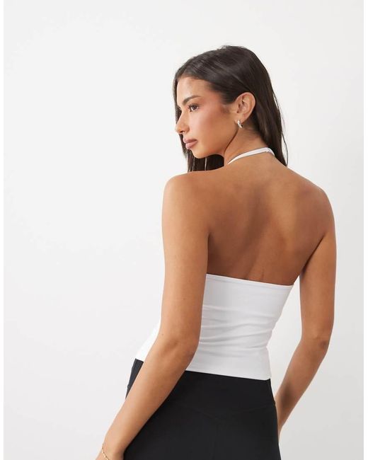 4505 White Halter Neck Cami With Inner Bra