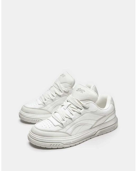Pull&Bear White Stwd Distressed Skate Trainers for men