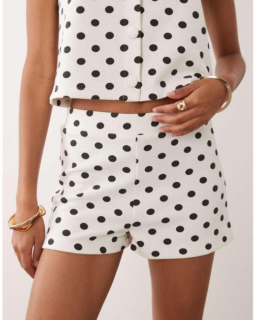 Miss Selfridge White Soft Rib Short