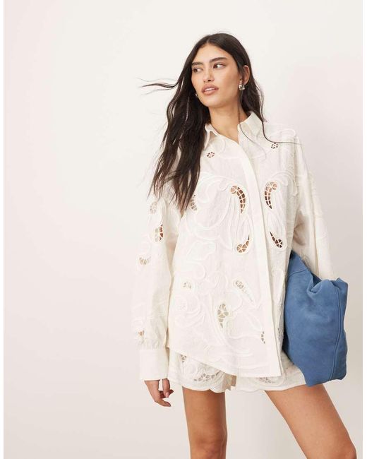 ARRANGE Natural Cotton Mirrored Floral Embroidered Cutwork Shorts Co-ord