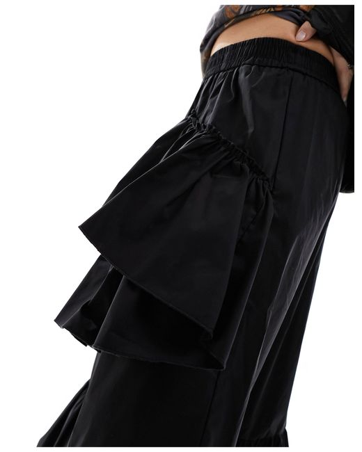 Urban Revivo Black Ruffle Detail Maxi Skirt