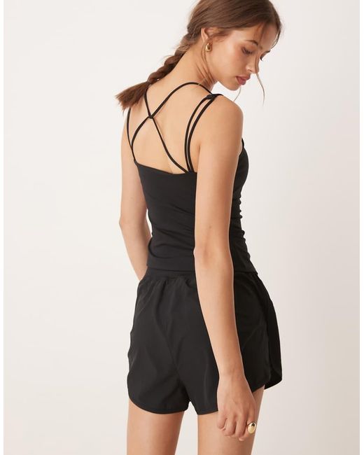 Camiseta Deportiva Negra De Tirantes Con Detalle De Tiras Skinluxe De Tala de color Black