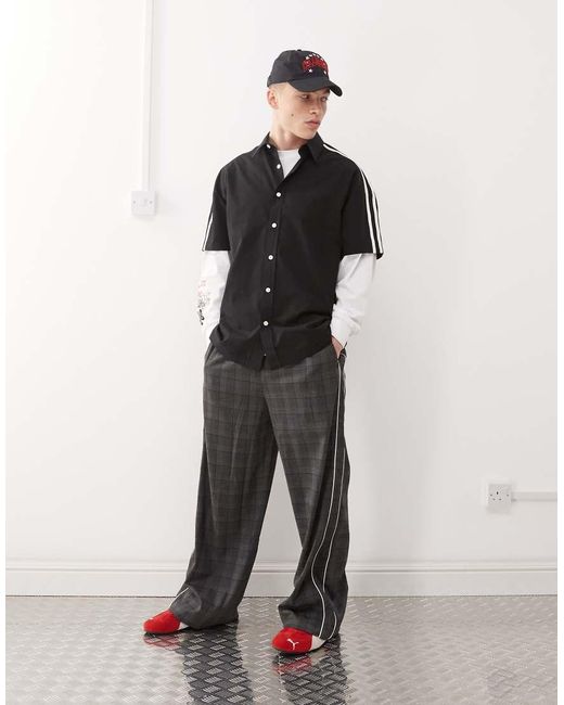 Collusion Black Stripe Shoulder Sl Shirt for men
