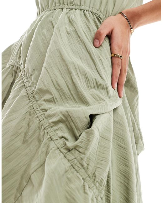 Robe courte froissée avec jupe asymétrique élastiquée - kaki ASOS en coloris Green