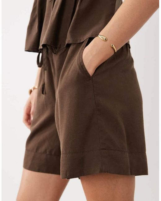 Vila Brown Tie Waist Loose Shorts Co-ord