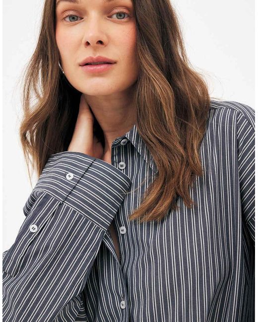 NA-KD Gray Victoria Quitzau