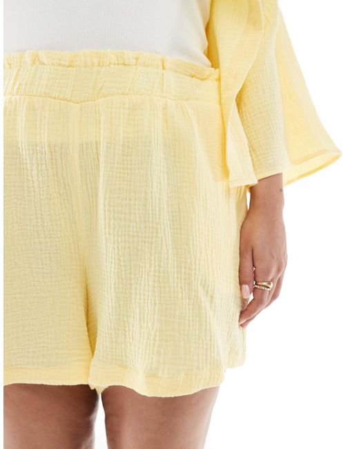 Short d'ensemble texturé - pâle Vero Moda en coloris Yellow