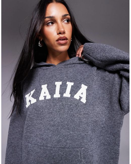 Sweat à capuche d'ensemble en maille avec broderie logo - anthracite Kaiia en coloris Gray