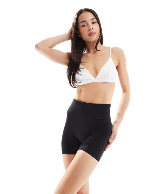 Vero Moda Black Tammy Seamless Shape Shorts