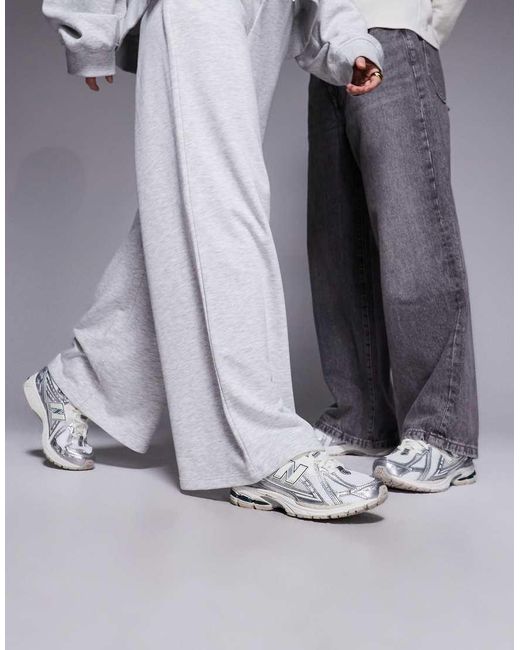 New Balance Metallic 1906 Trainers