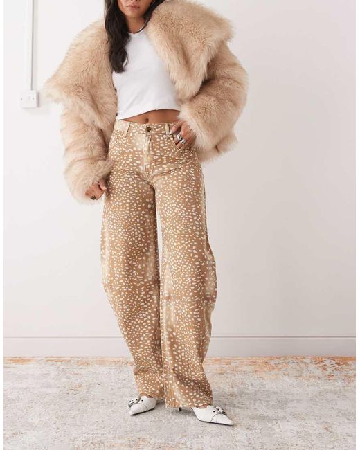 Lioness Natural Horseshoe Exclusive Barrel Leg Jeans