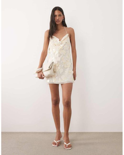 Capsule di Mango in White