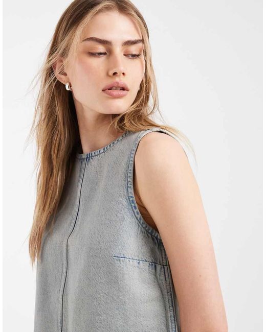 Top di Levi's in Gray