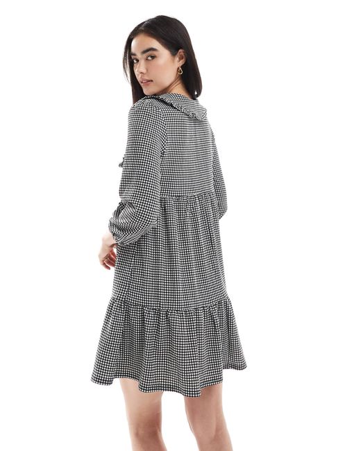 New Look Gray – langärmliges minikleid mit -weißen vichy-karos