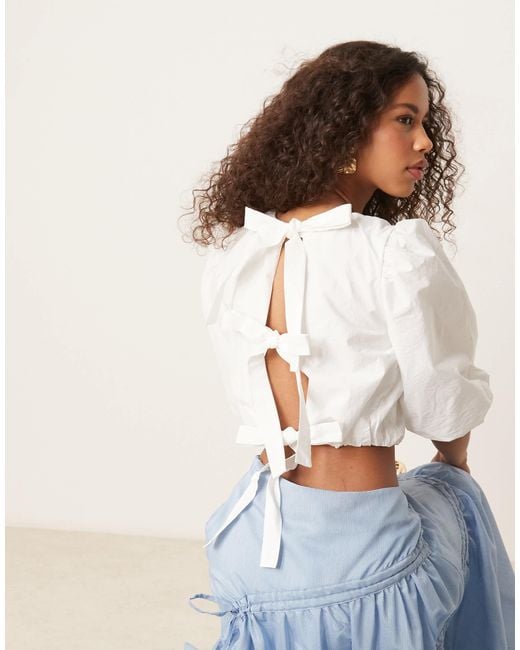 Ghospell White Bubble Top