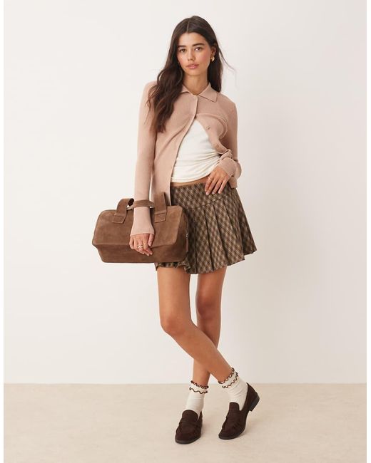 Cardigan Aderente di Miss Selfridge in Brown