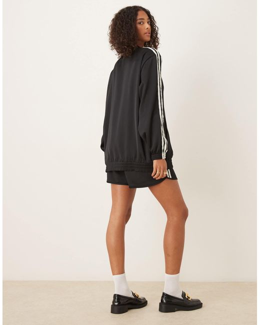 Haut Adidas Originals en coloris Black
