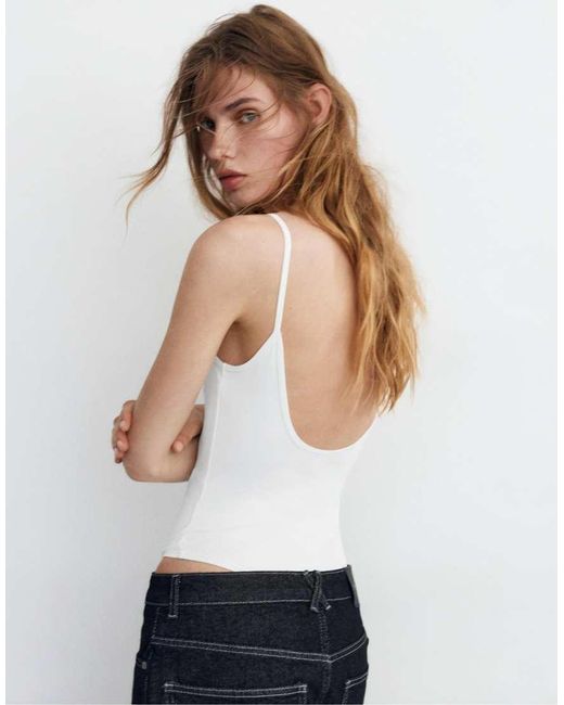 Body di Pull&Bear in White