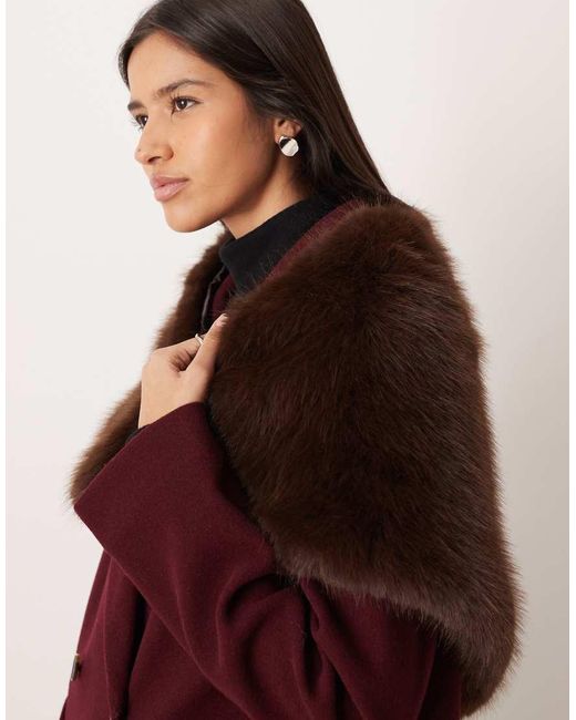 Sciarpa Triangolare di ASOS in Brown