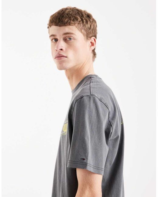 Tommy Hilfiger Gray 90S Bubble Flag Logo T-Shirt for men