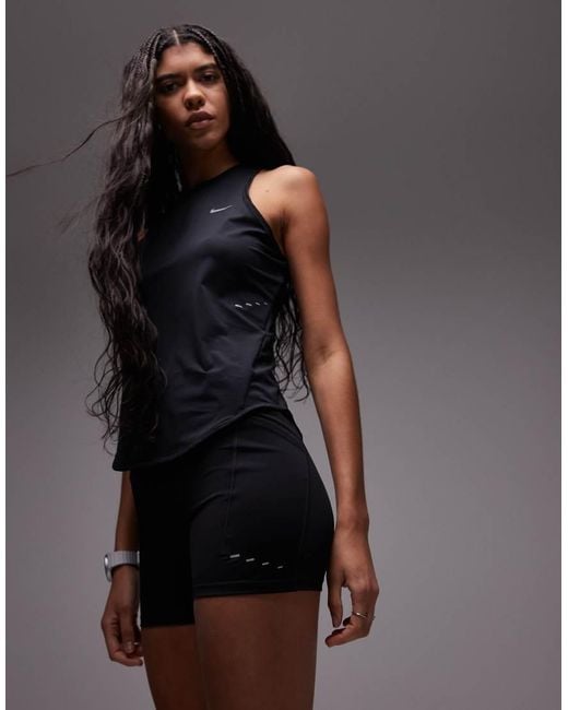 Nike Black Swift Dri-fit High Waisted 4 Inch legging Shorts