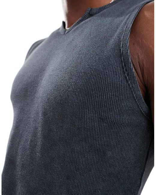 Top Senza Maniche Attillato Slavato A Coste di ASOS in Blue da Uomo