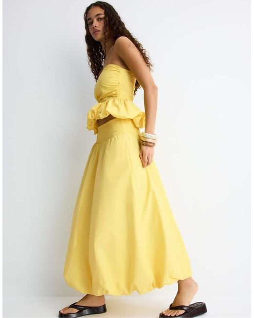 Stradivarius Yellow Poplin Balloon Long Skirt
