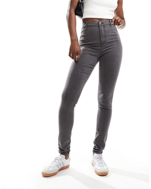 Ella - jeans skinny a vita alta lavaggio di Noisy May in Gray