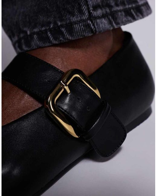 Public Desire Public Desire in het Black