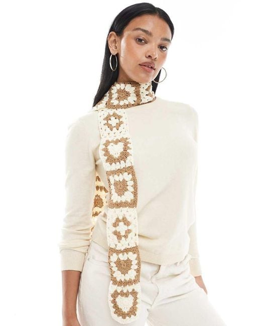Sciarpa Sottile All'Uncinetto Crema E Tortora di Miss Selfridge in Natural