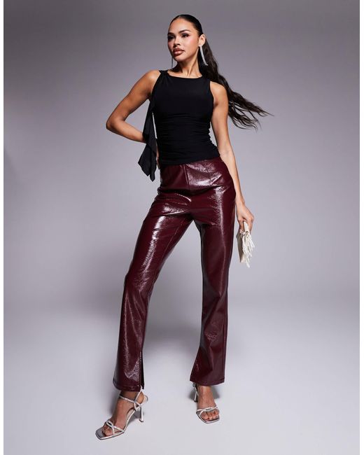 Exclusivité - - top sans manches près du corps froncé avec détail drapé Kaiia en coloris Black