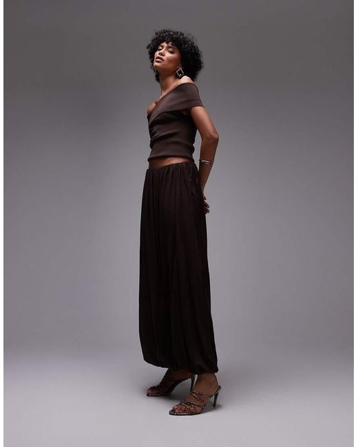 Capsule di Mango in Black