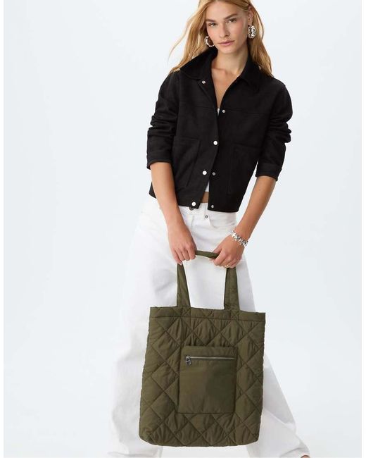 Borsa Shopper Imbottita Double-Face Color Kaki di Stradivarius in Green